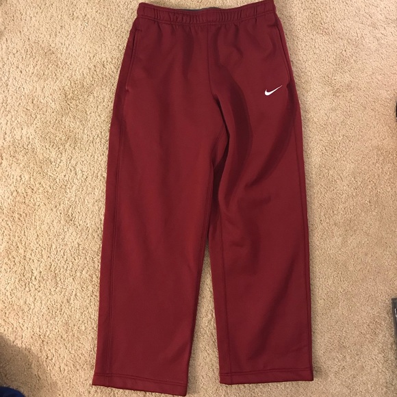 maroon nike sweats